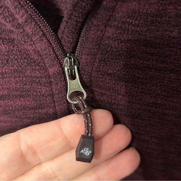 Eddie Bauer 1/4 Zip Burgundy Fleece Pullover. Women’s size Medium. - Picture 3 of 8